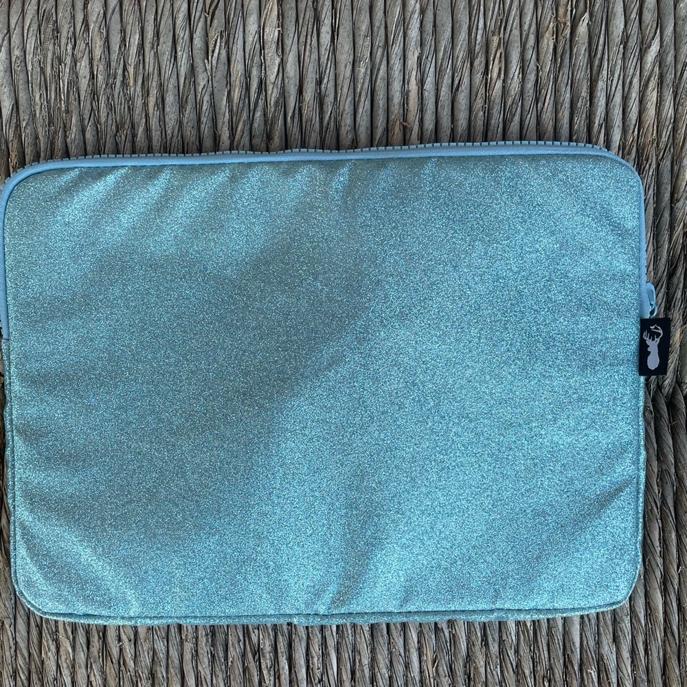 Laptop Case - Picture 3 of 4